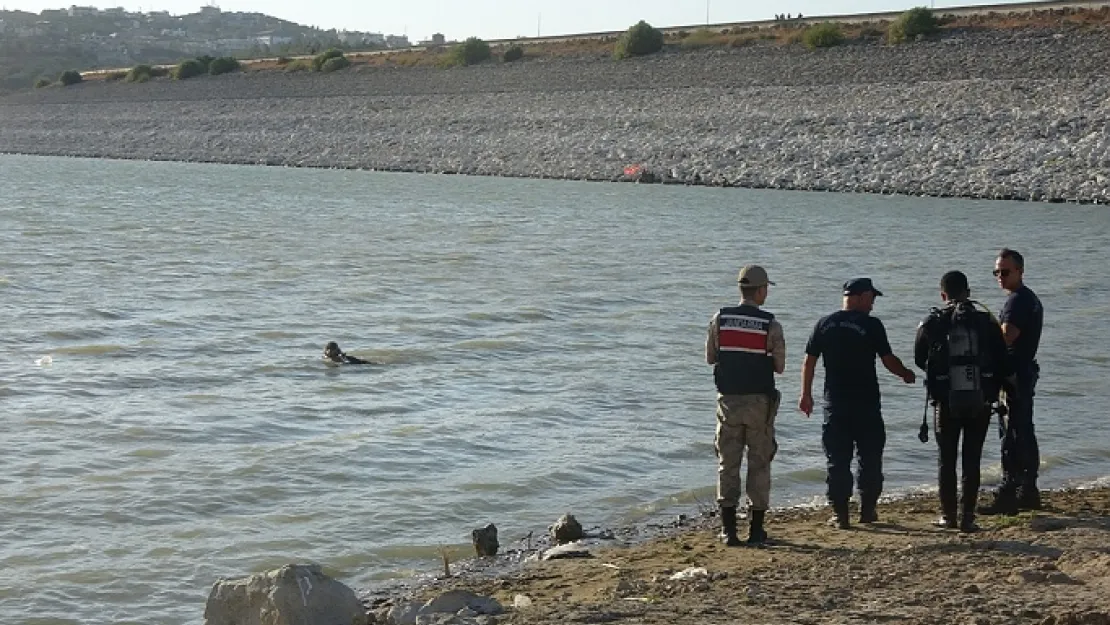 Serinlemek İçin Baraja Giren 2 Kuzenin Cansız Bedenleri Bulundu