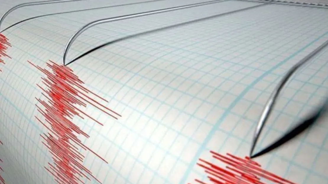 Son Depremler! Kuşadasın'da 4,4 Büyüklüğünde Deprem Oldu