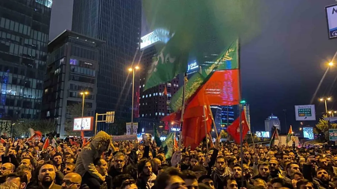 İsrail'in Gazze Hastane Saldırılarını Ülkemizde Vatandaşlar Protesto Etti