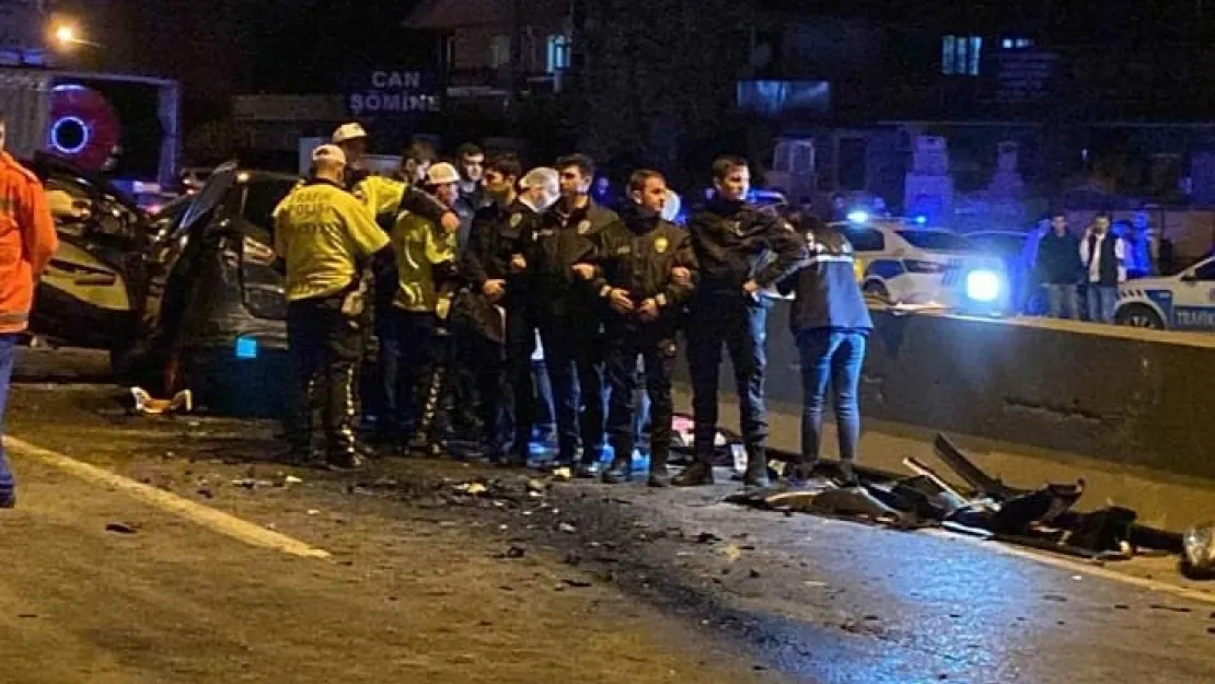 Kocaeli'nde Dehşet Verici Kaza: Hamile Kadın ve Bir Çocuk Hayatını Kaybetti, 10 Kişi Yaralandı