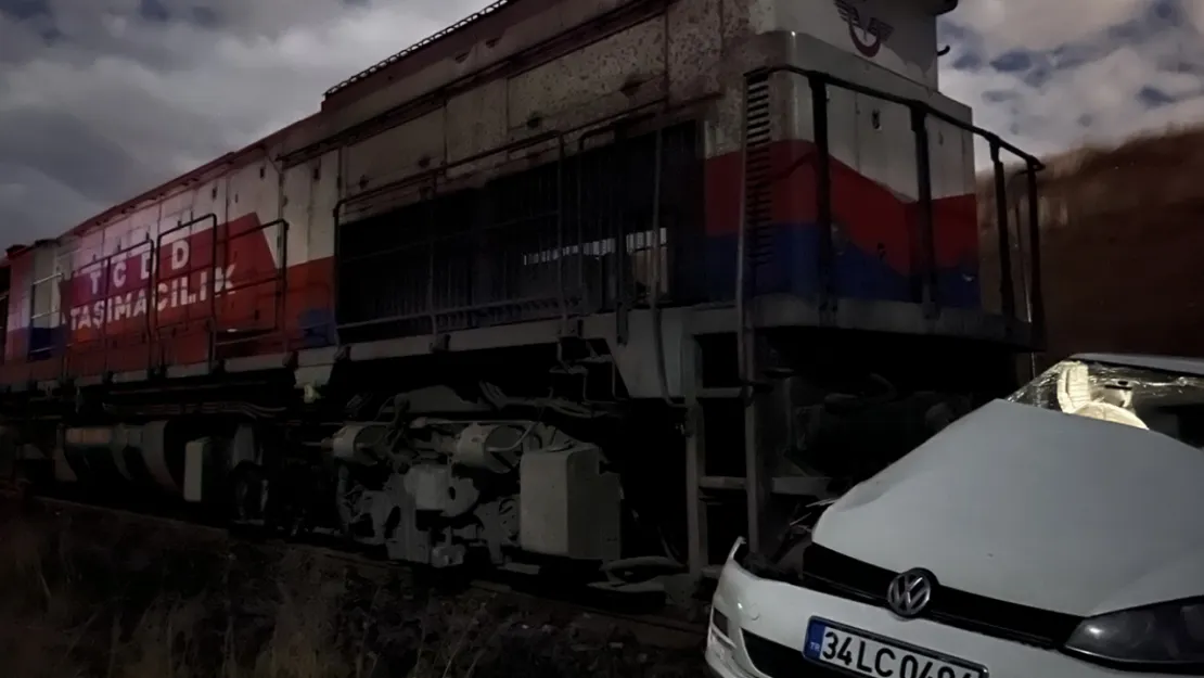 Diyarbakır'da Tren Kazası: 1'i Çocuk 5 Kişi Yaralı