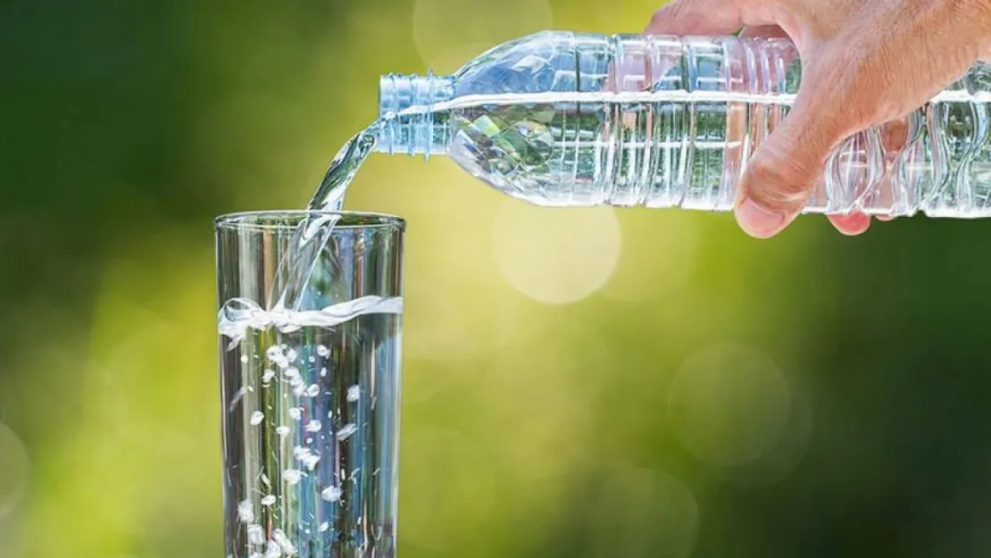 Günde Kaç Litre Su İçilmeli? Sağlıklı Yaşam İçin Su Tüketimi Rehberi