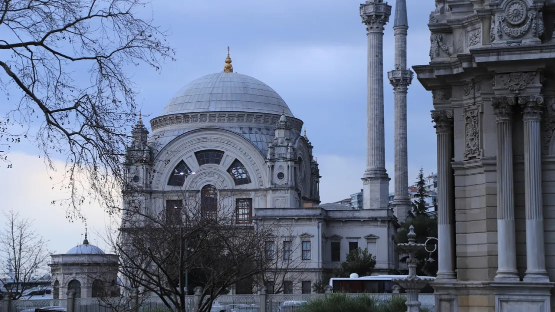 Kan Vermek Orucu Bozar mı? Diyanet'in Açıklamaları ve Merak Edilenler