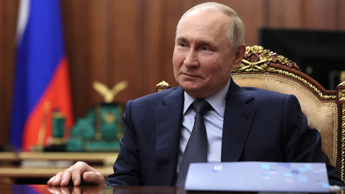 Rusya Devlet Başkanı Putin 2024'te Başkanlığa Yeniden Aday
