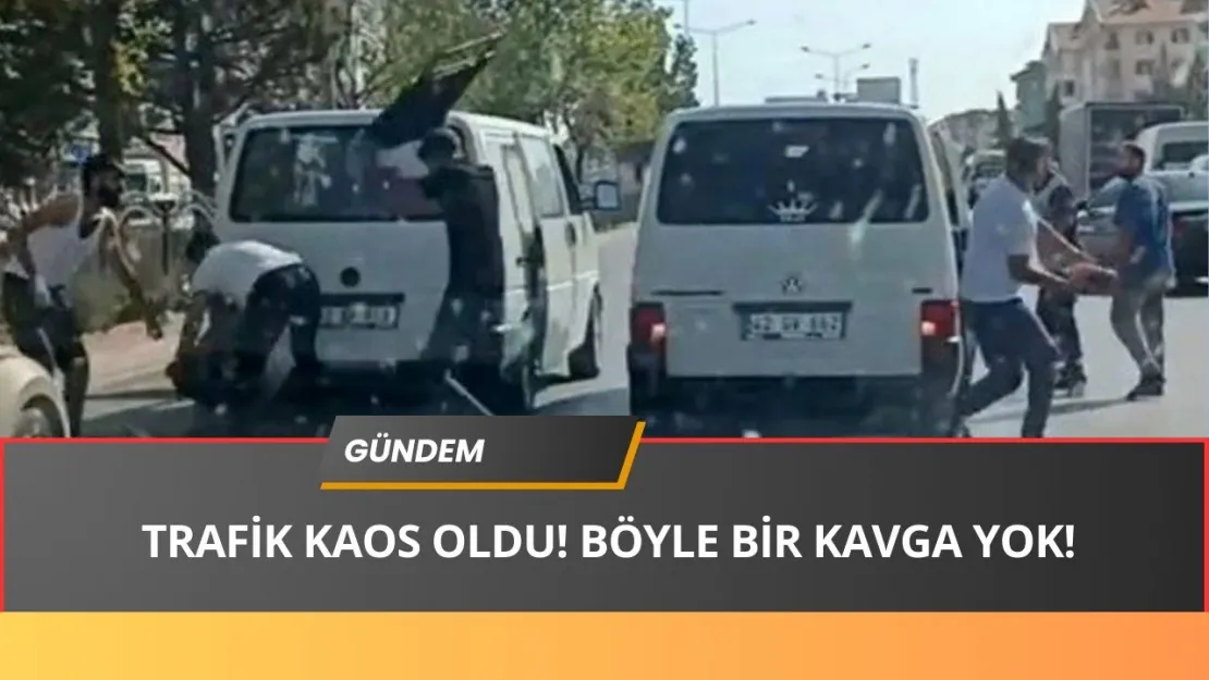 Sultangazi'de Araçları Silah Gibi Kullandılar! Yol Kavgası Savaş Alanına Döndü!