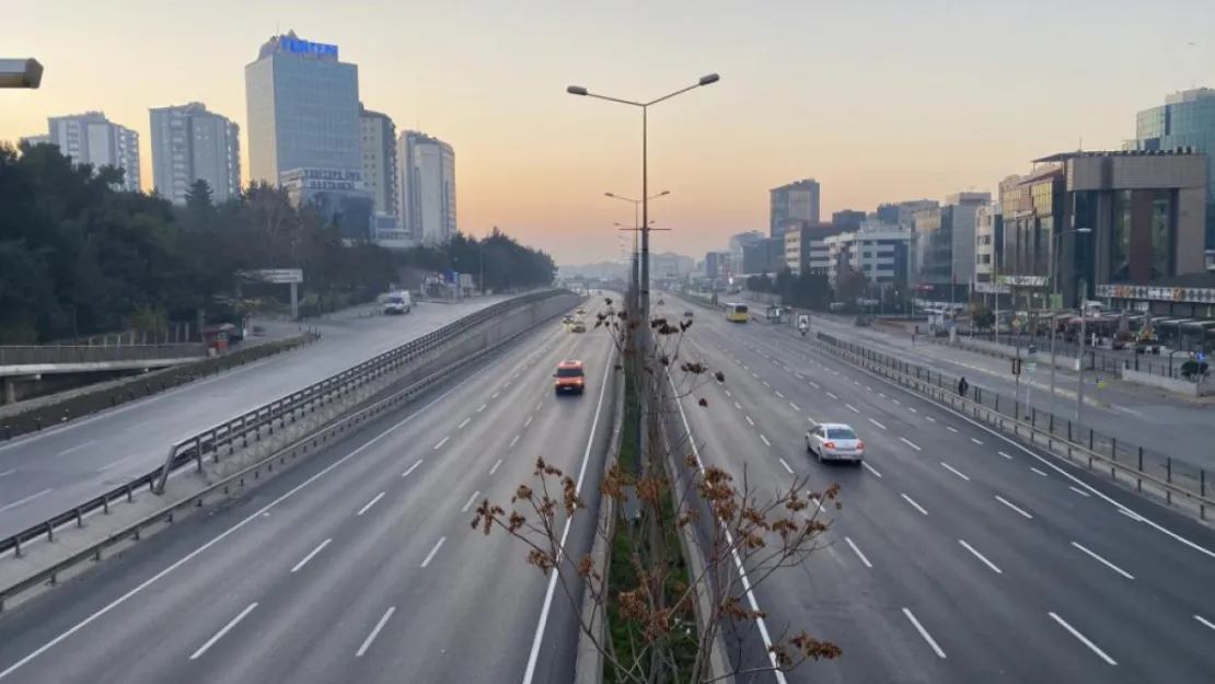 Yeni Yılın İlk Gününde İstanbul Bomboş Kaldı!