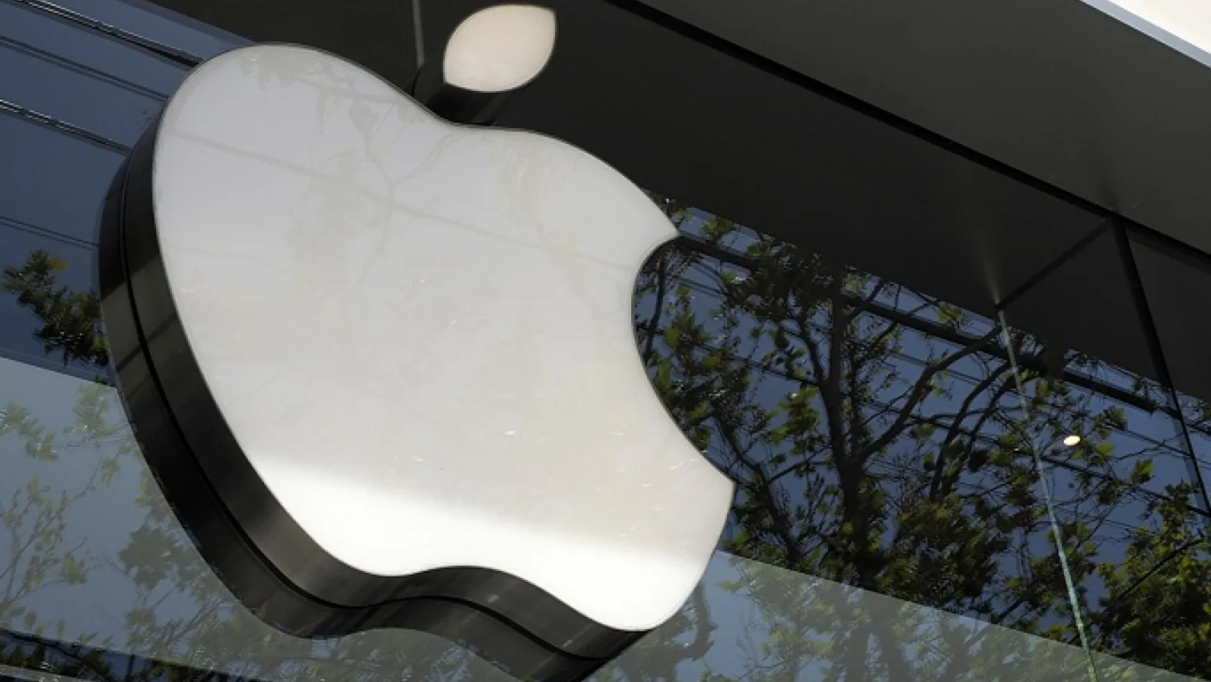 Fransa'da iPhone 12 Satışları Durduruldu