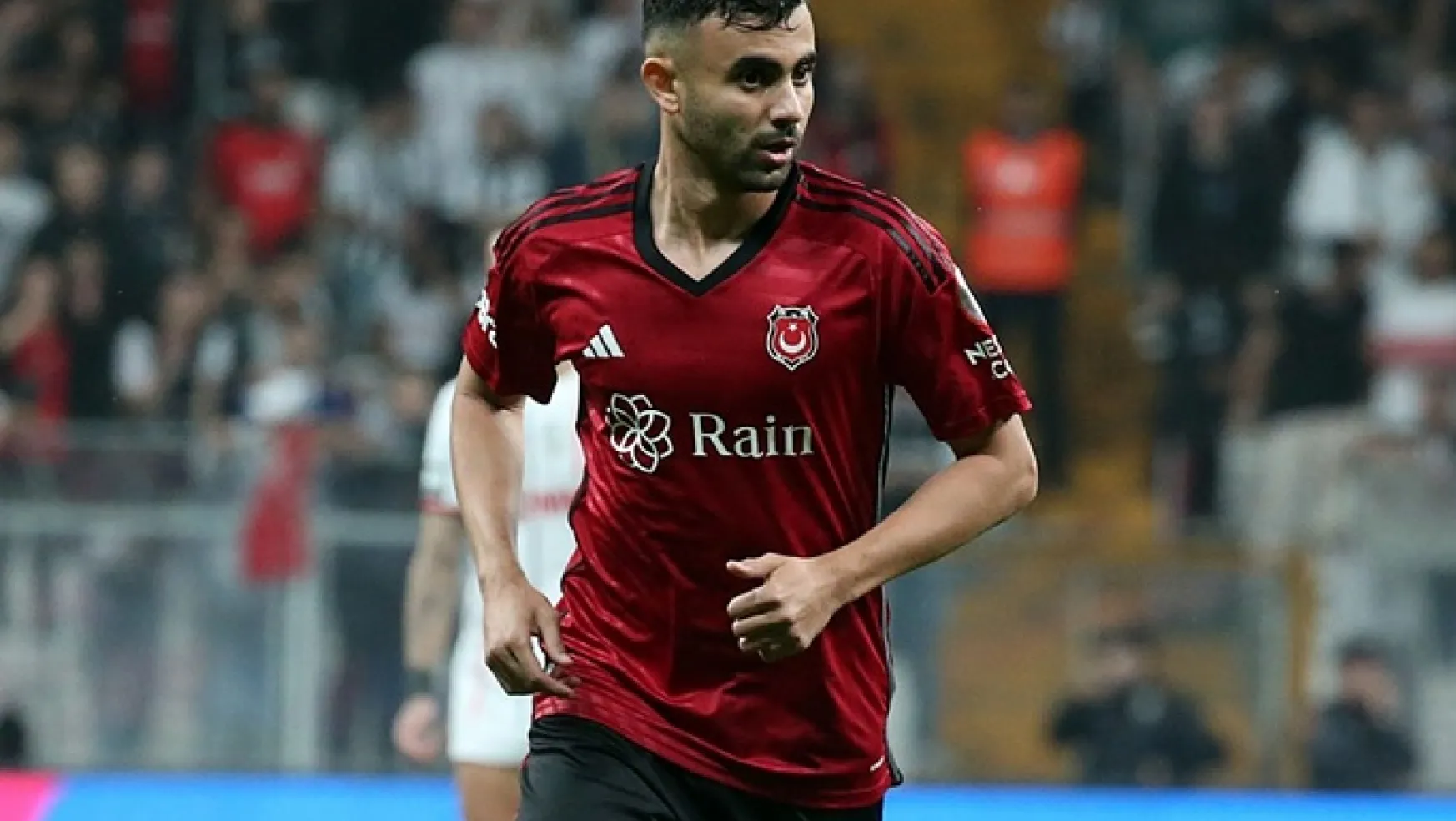 Beşiktaş'tan Rachid Ghezzal için kötü haber