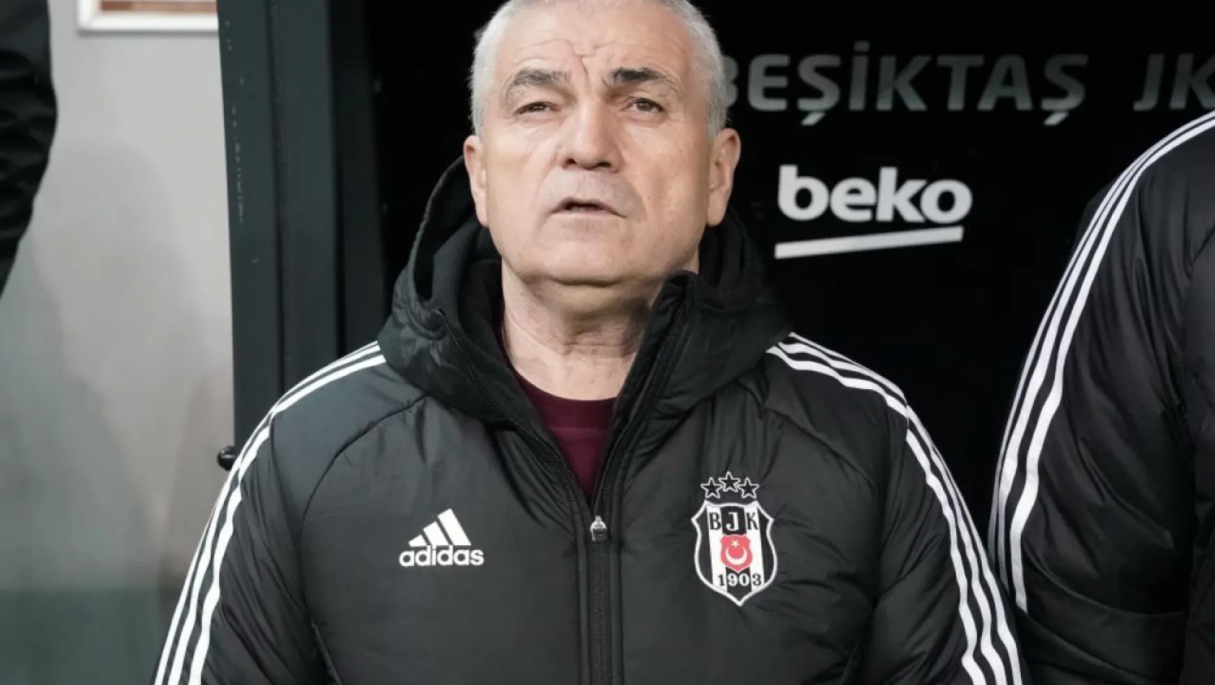 Beşiktaş Rıza Çalımbay'la Yollarını Ayırdı