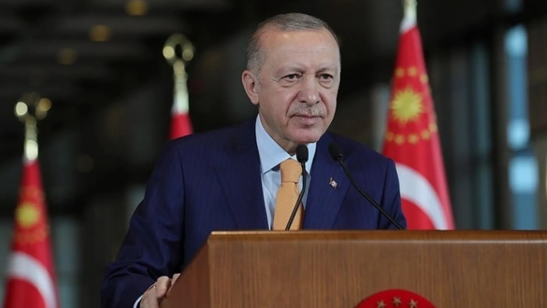 Cumhurbaşkanı Erdoğan Yeni Doğan Torununu Hastanede Ziyaret Etti
