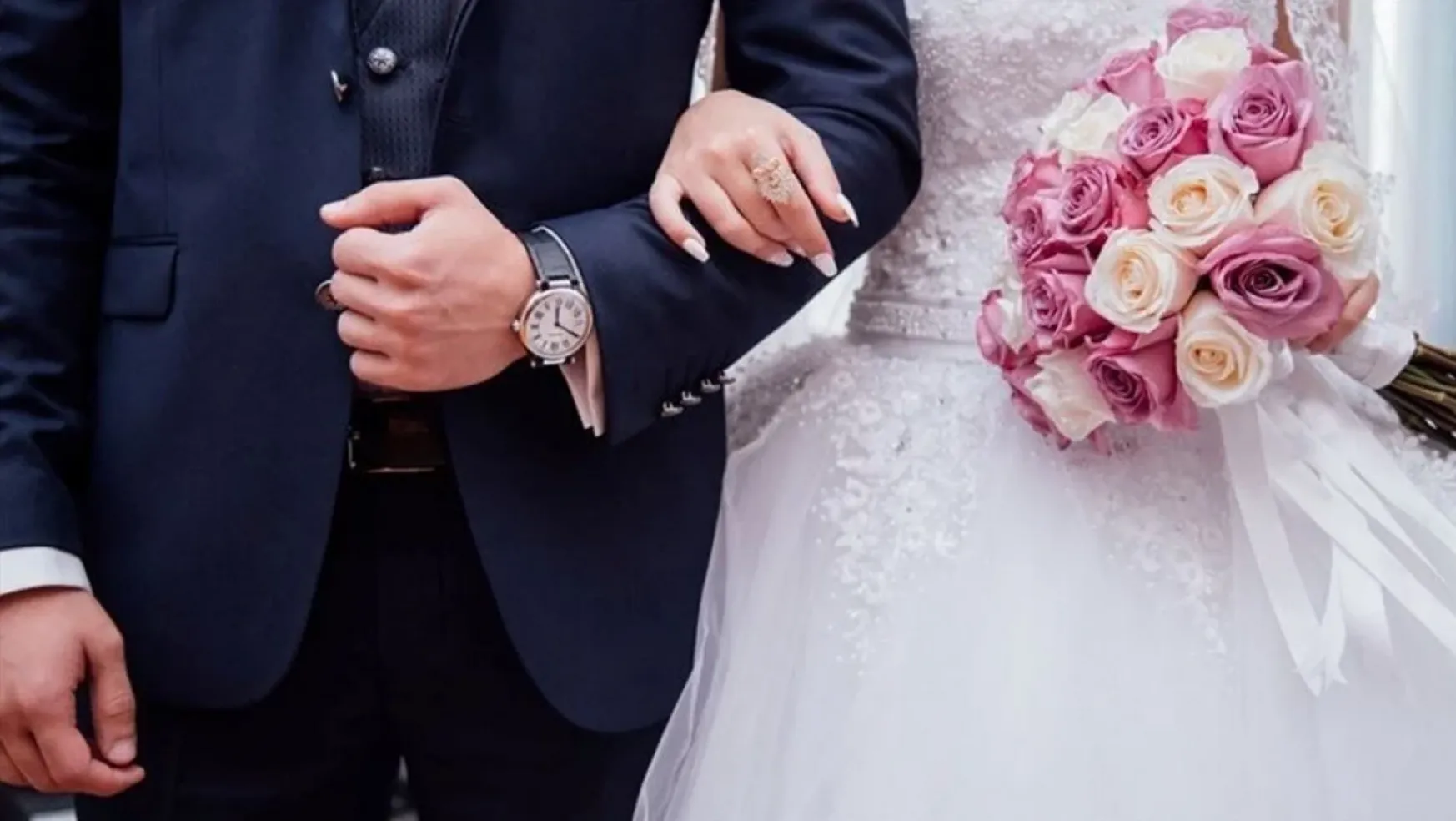 Faizsiz Evlilik Kredi Başvurusu Ne Zaman Başlayacak? Yeni Evlenenlere 2 Yıl Ertelemeli 150 Bin TL Faizsiz Kredi Şartları Neler?