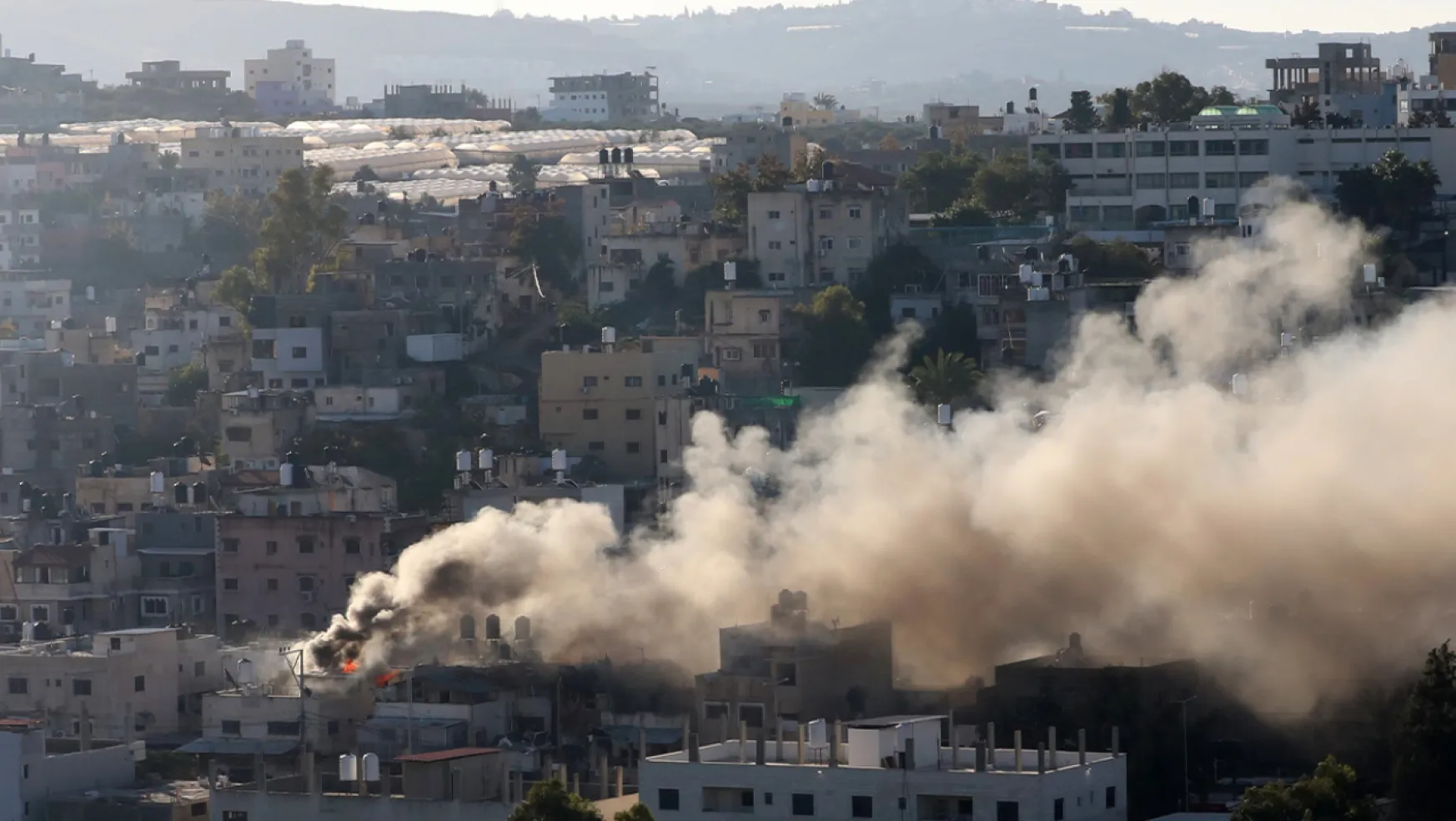 İsrail'den Mülteci Kampına Hava Saldırısı: 6 Kişi Hayatını Kaybetti
