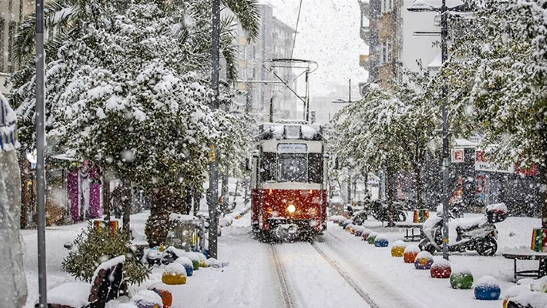 İstanbullular Dikkat! Nihayet Kar Geliyor!